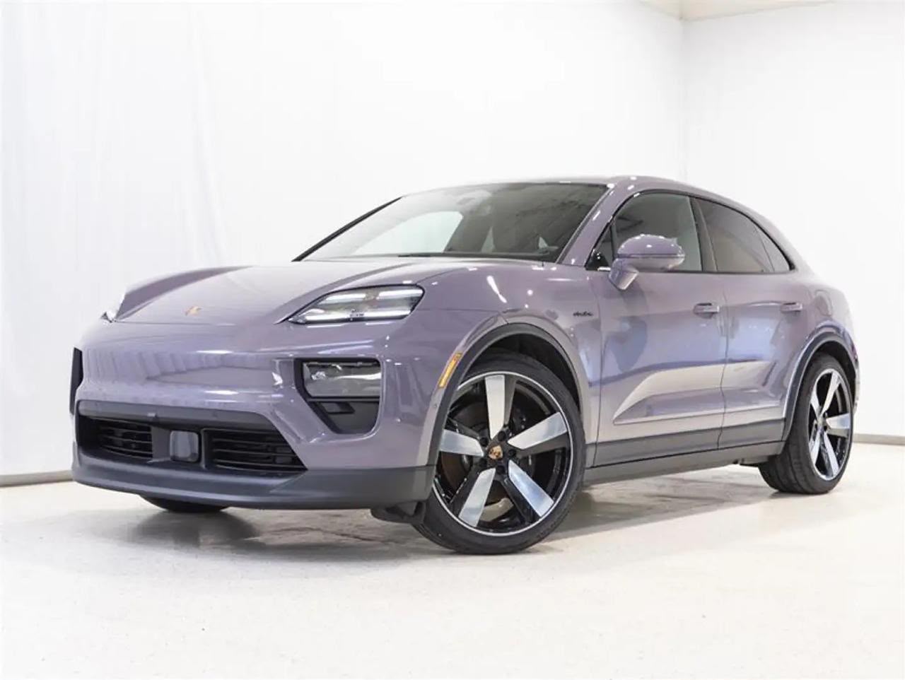 2026 Porsche Macan 4 Electric